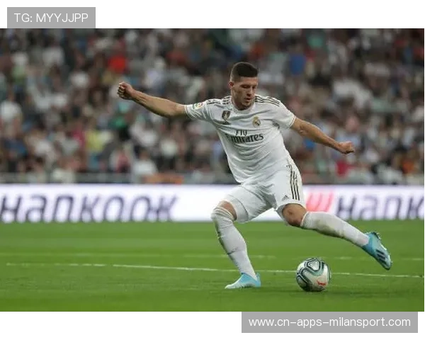 皇马内部再次传出不满声音：豪门阴影下的无声呐喊